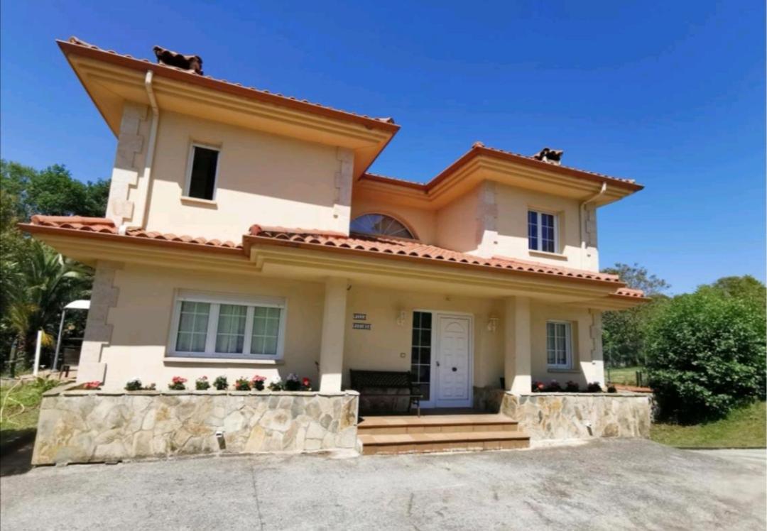 Villa Santa Ana Ларедо Екстериор снимка